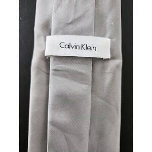 Men's Neck Tie Calvin Klein Silk L56" W3.50" gray